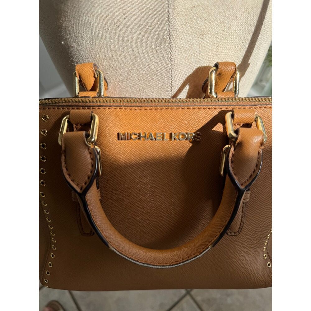 Michael Kors Grommet Satchel Bag Convertible Crossbody Leather Purse Gold Black